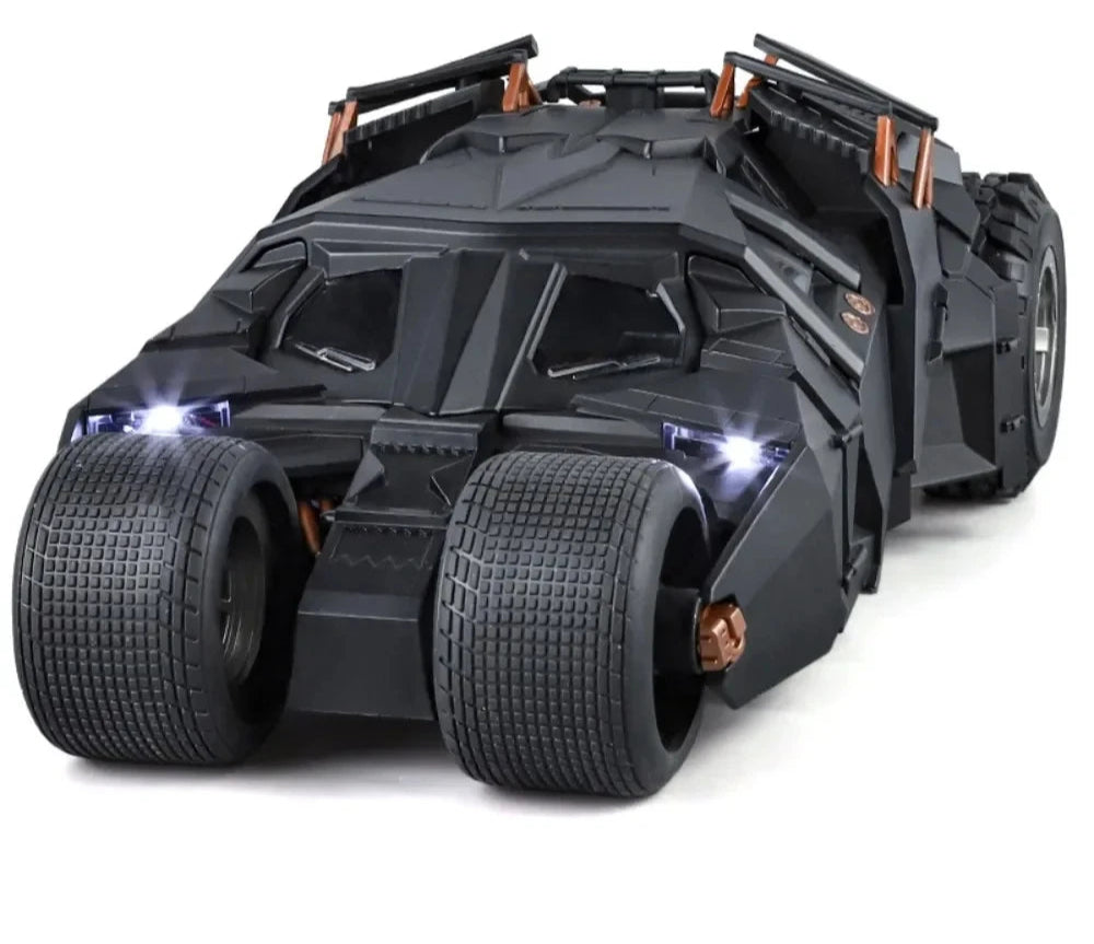 Large Scale 1:18 Batmobile Car Model Toy The Dark Knight Trilogy Sound Light Sliding Spray Alloy Vehicle Models Ornaments Gifts