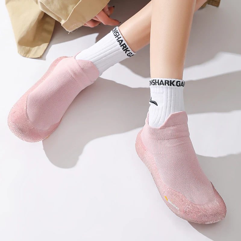 Silent Indoor Sports Shoes and Socks Gym Ultra Lightweight Shock Absorbent Breathable Anti Slip Soft Bottom Yoga