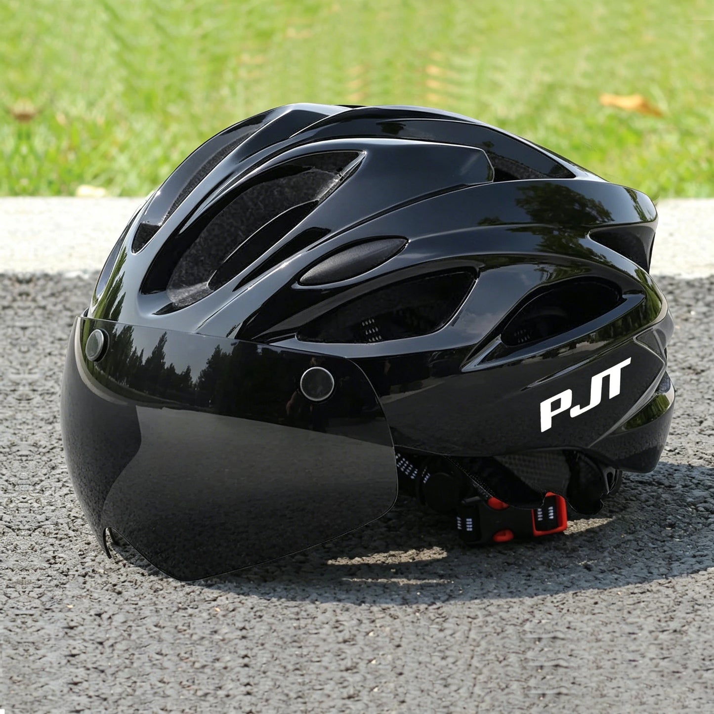 Ultra Light Cycling Helmet With 18 Ventilation Vents