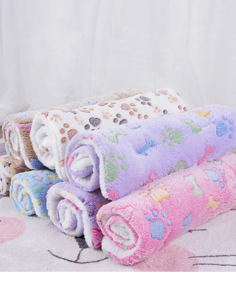 Washable Coral Fleece Pet Blanket Cushion Mat for Dogs and Cats