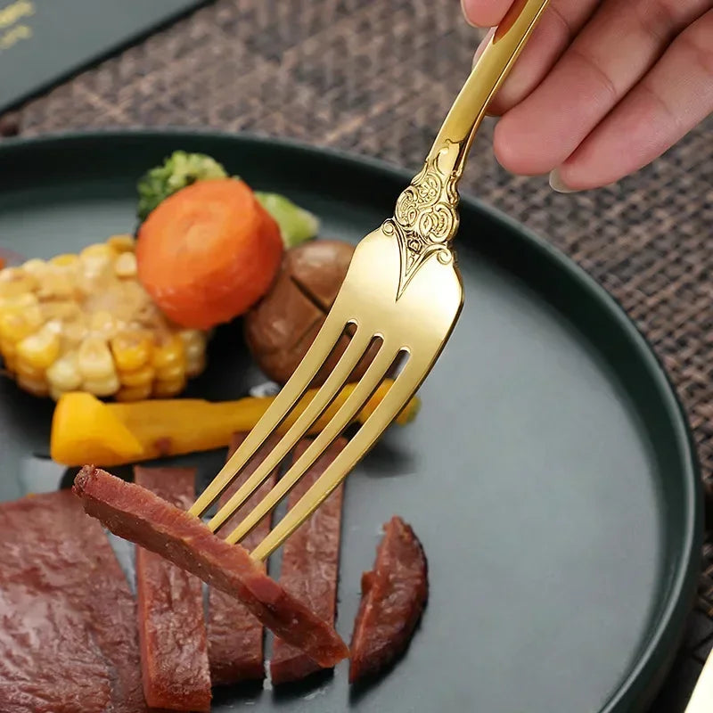 Luxury Spoon and Fork Set Stainless Steel Gold Cutlery Set Food Grade Upscale Royal Tableware European Steak Knife Kitchen Items