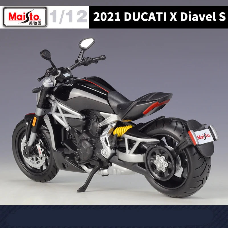 Diecast Ducati XDiavel S 2021 Cruiser Motorcycle Model 1 to 12 Scale